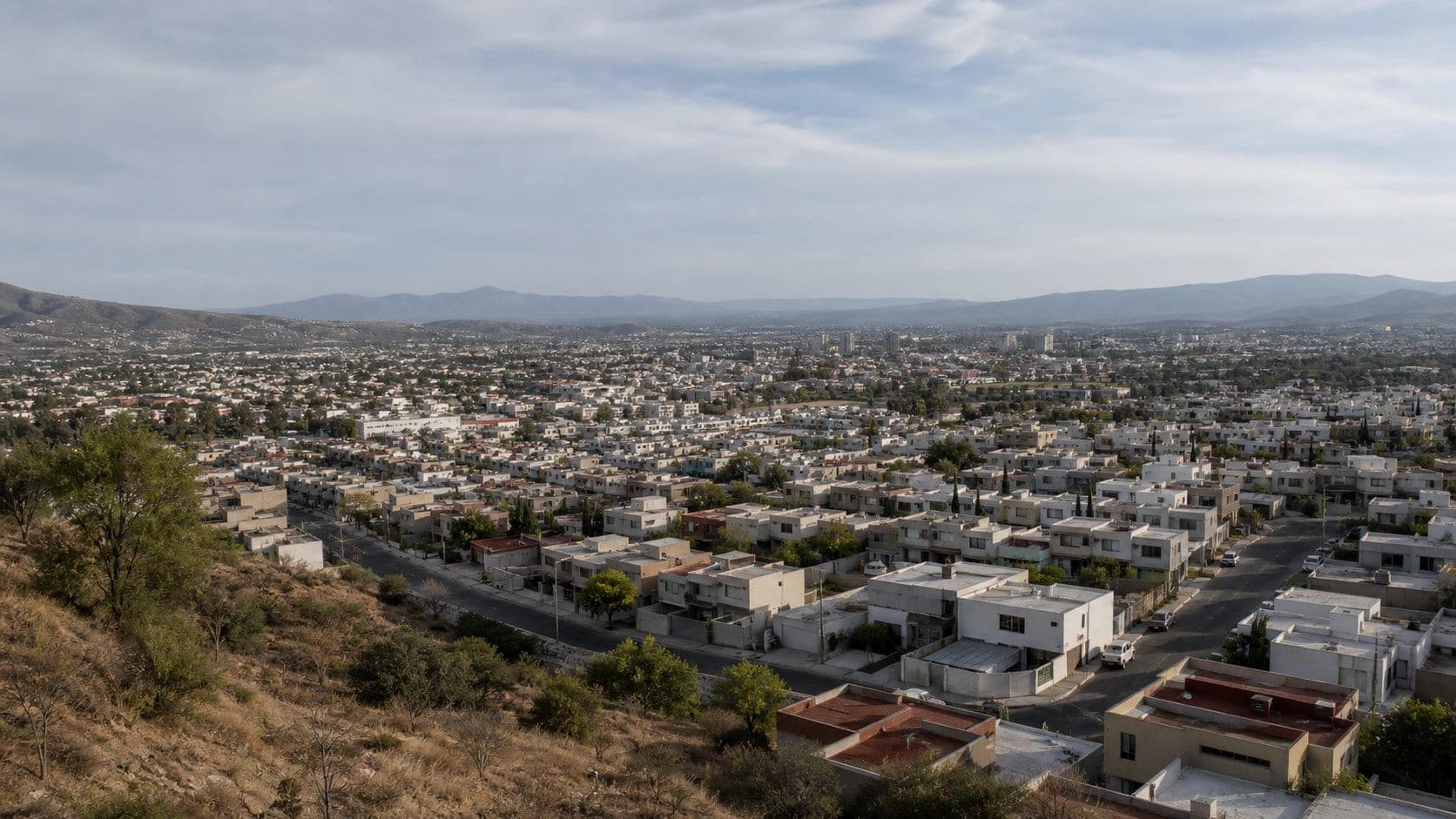 Listos para atenderte en Durango - Conversemos sobre tu proyecto, terreno o vivienda.